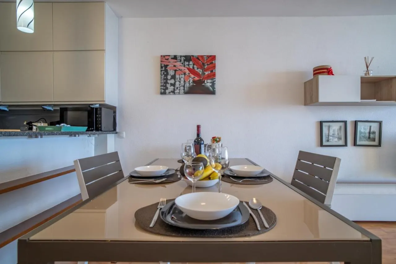 Iconic Penthouse Apartment 706 On Beach Funchal  0*, Funchal (Madeira)